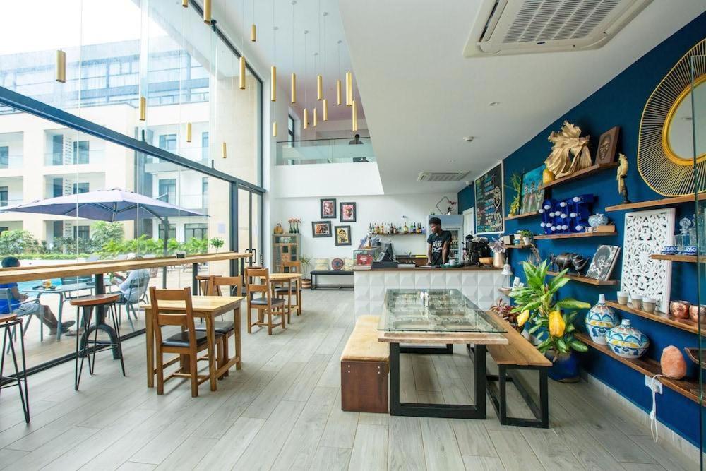 Апартаменты Embassy Gardens Deluxe Аккра Экстерьер фото
