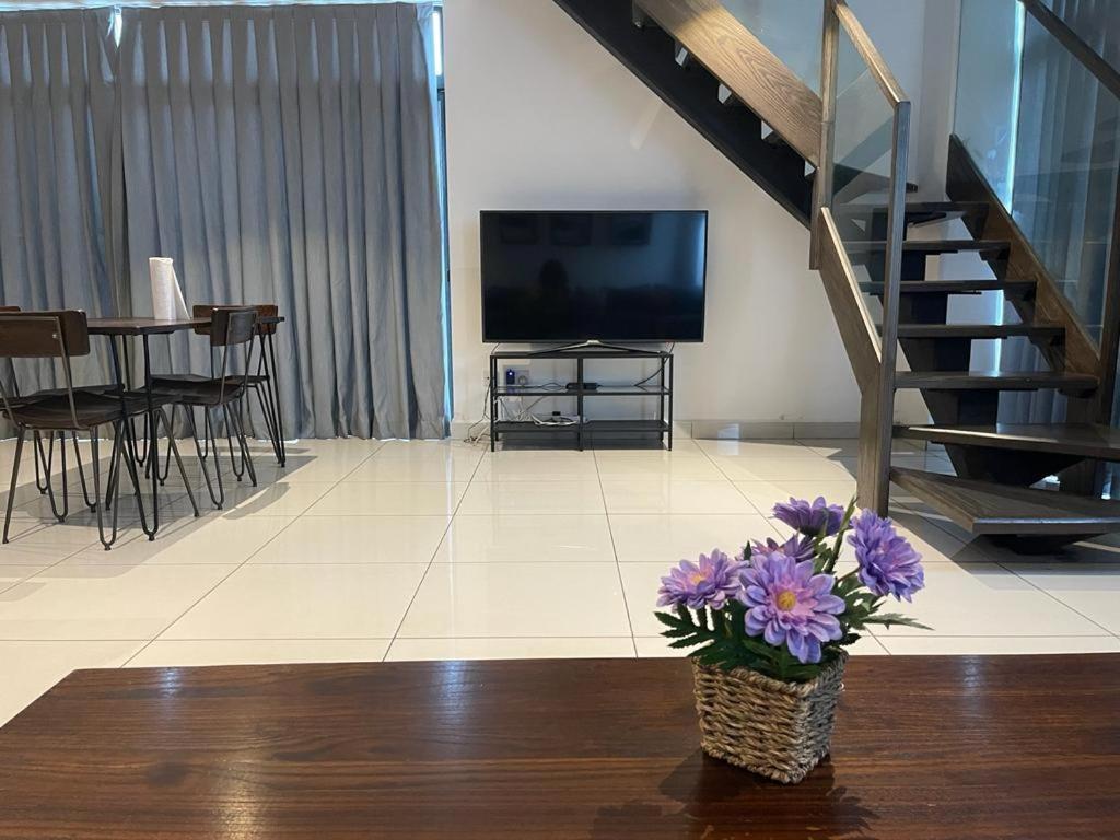Апартаменты Embassy Gardens Deluxe Аккра Экстерьер фото